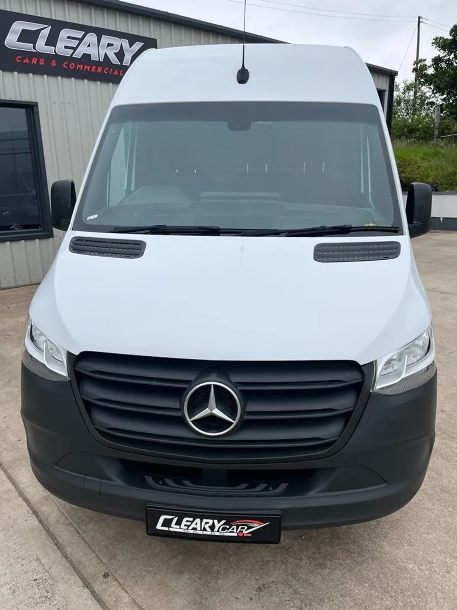 Mercedes-Benz Sprinter 2020 - Image 2