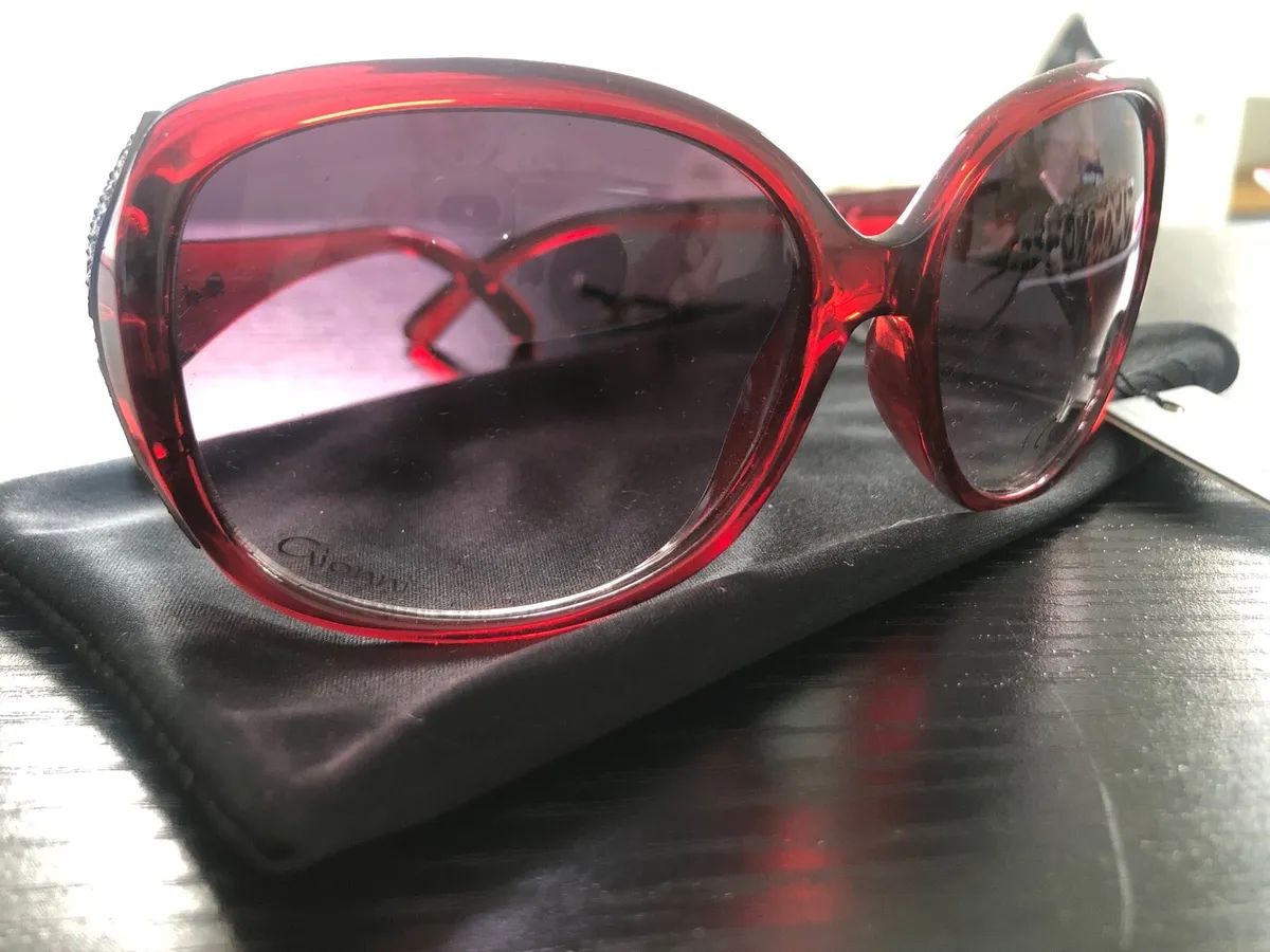Red tone gun glasses - Image 1