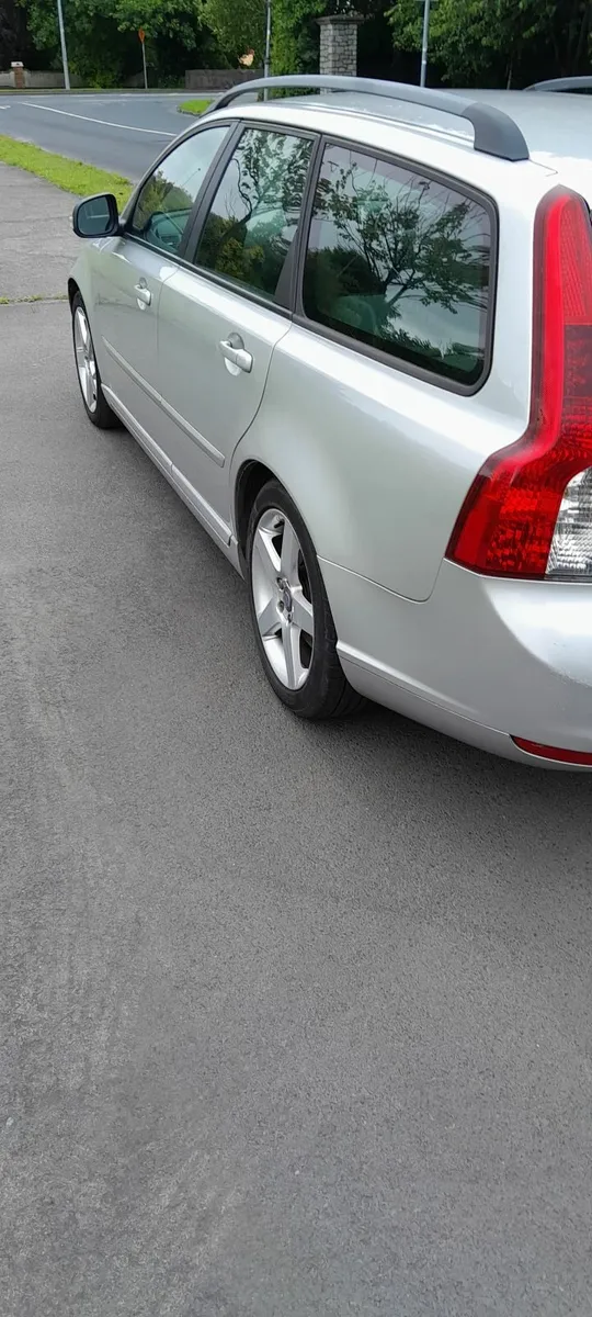 Volvo V50 2010 - Image 4