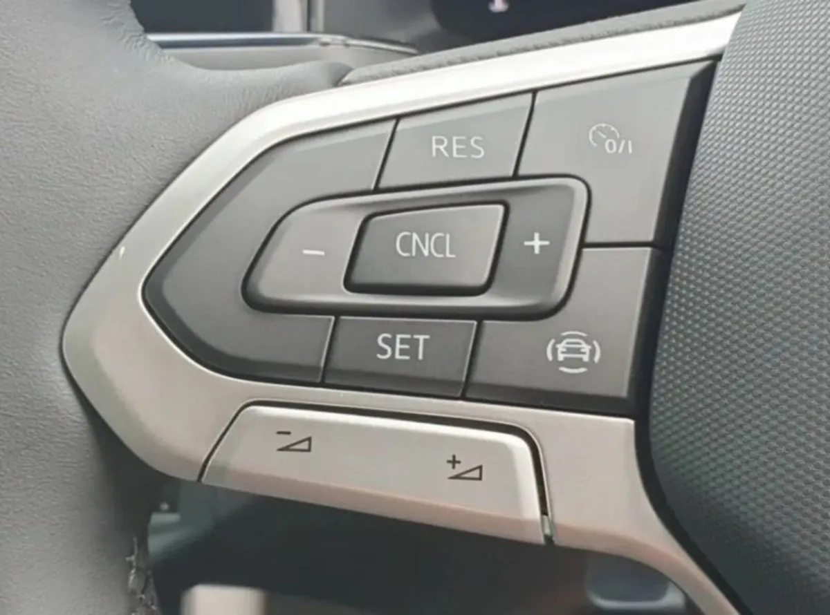 Volkswagen Polo 2018 - Image 2