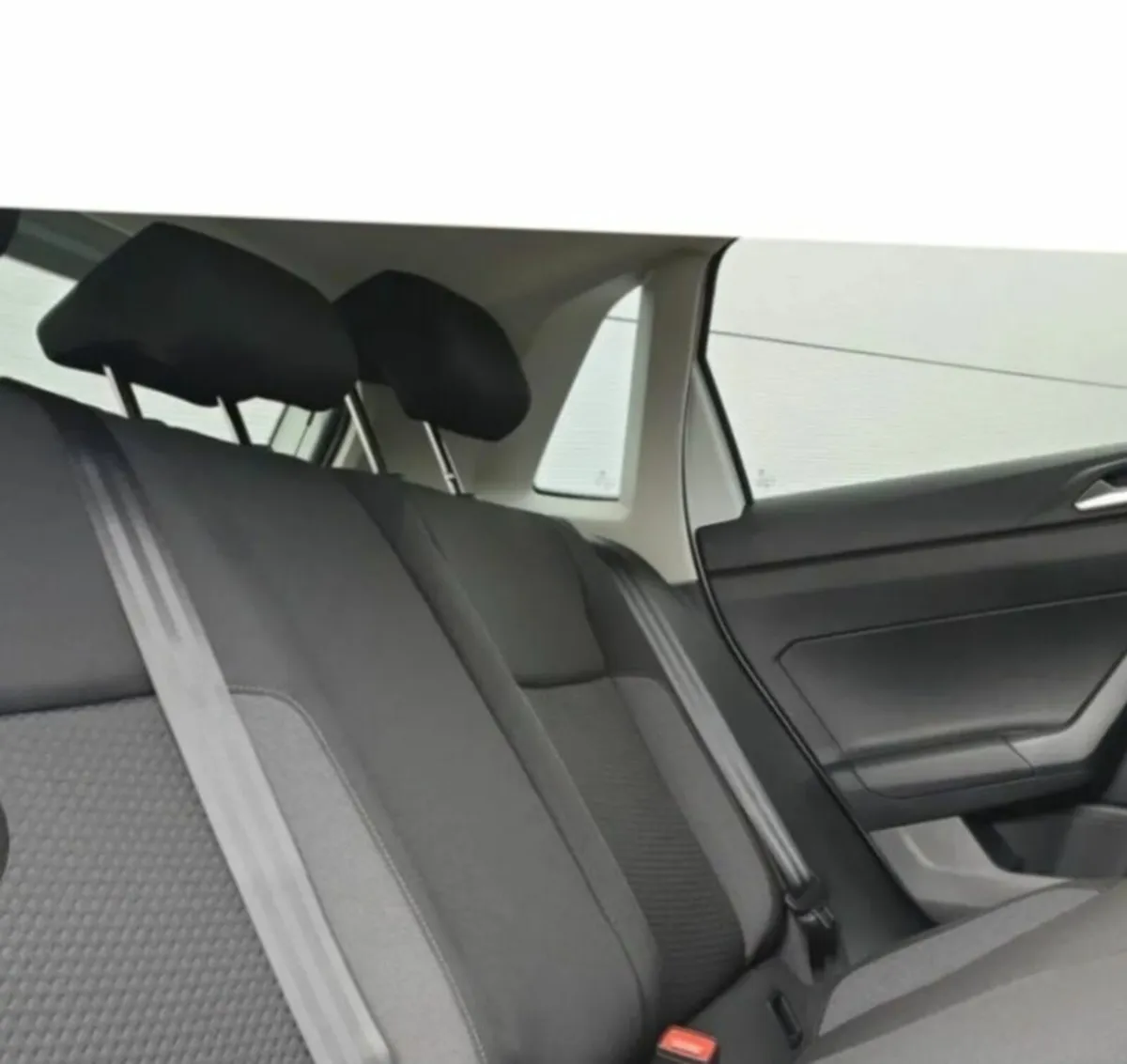 Volkswagen Polo 2018 - Image 3