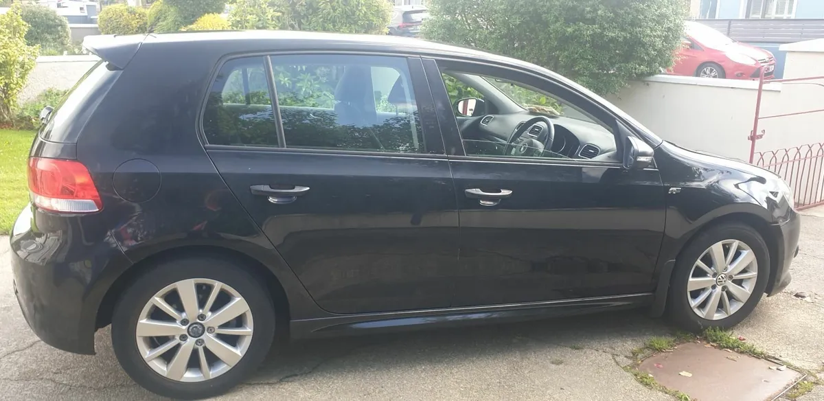 Volkswagen Golf 2012 - Image 4