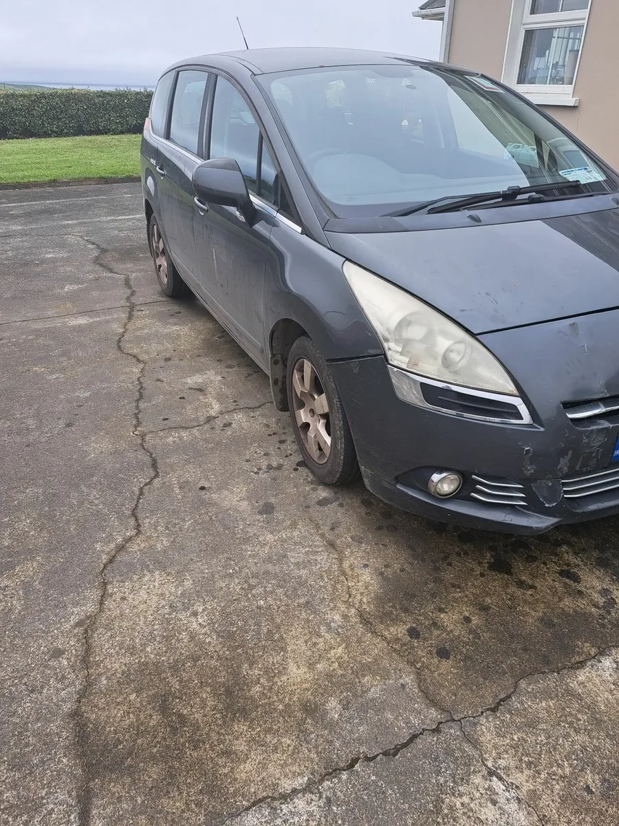 Peugeot 5008 2010 - Image 4