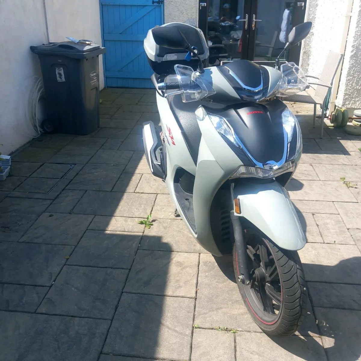 Honda Sh 350 - Image 1