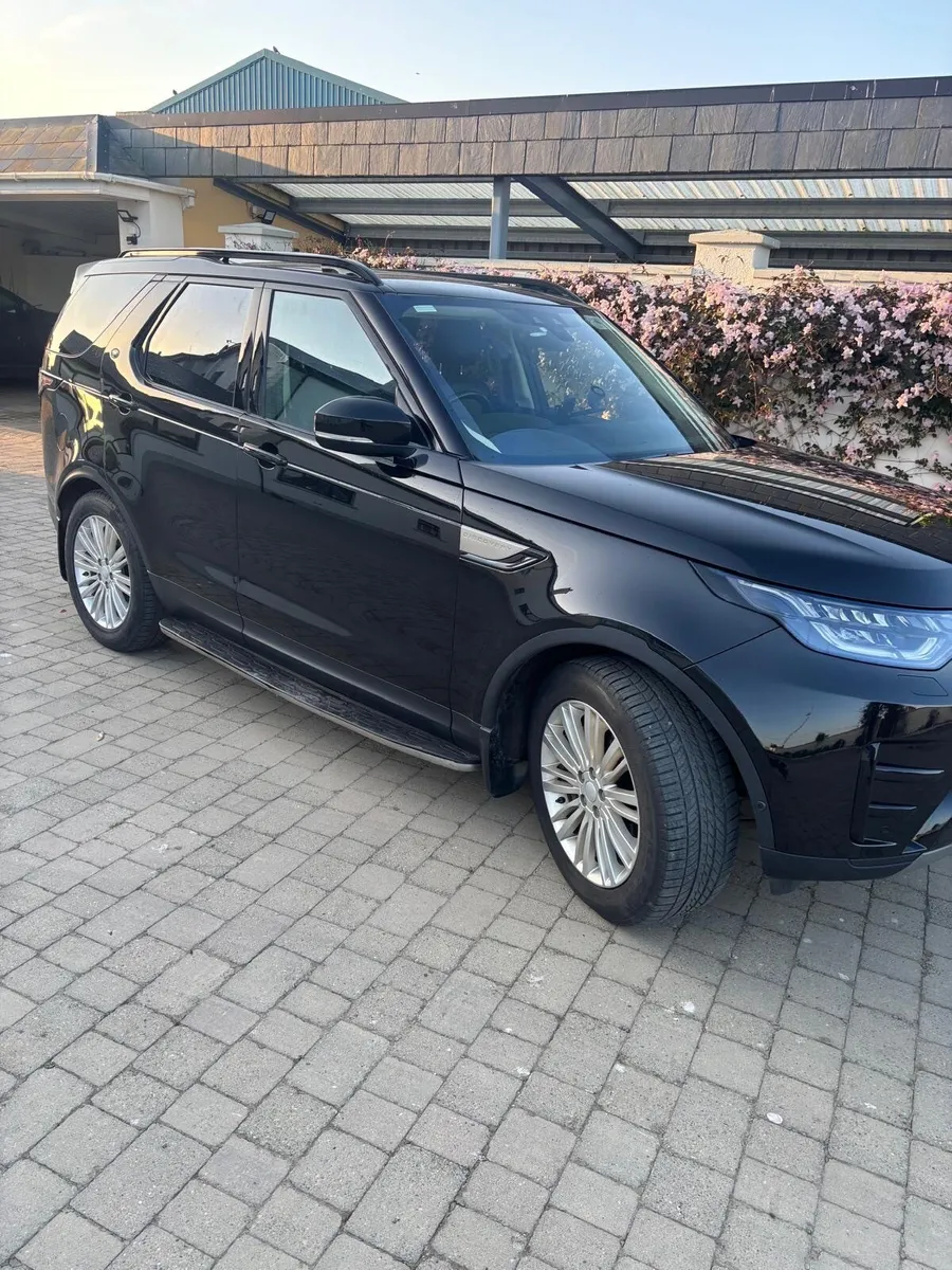 Land Rover Discovery 2020 - Image 1