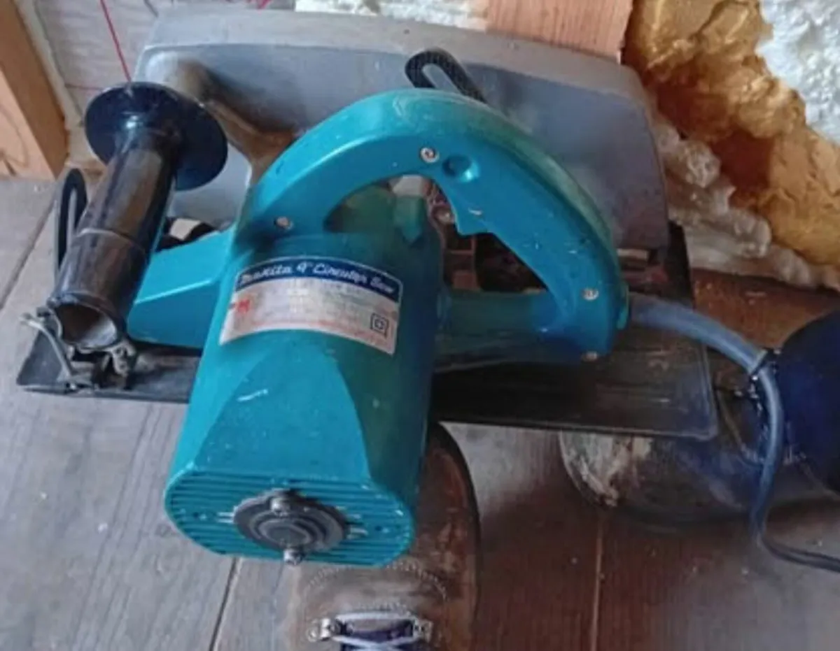 Makita Heavy Duty Saw - Image 1