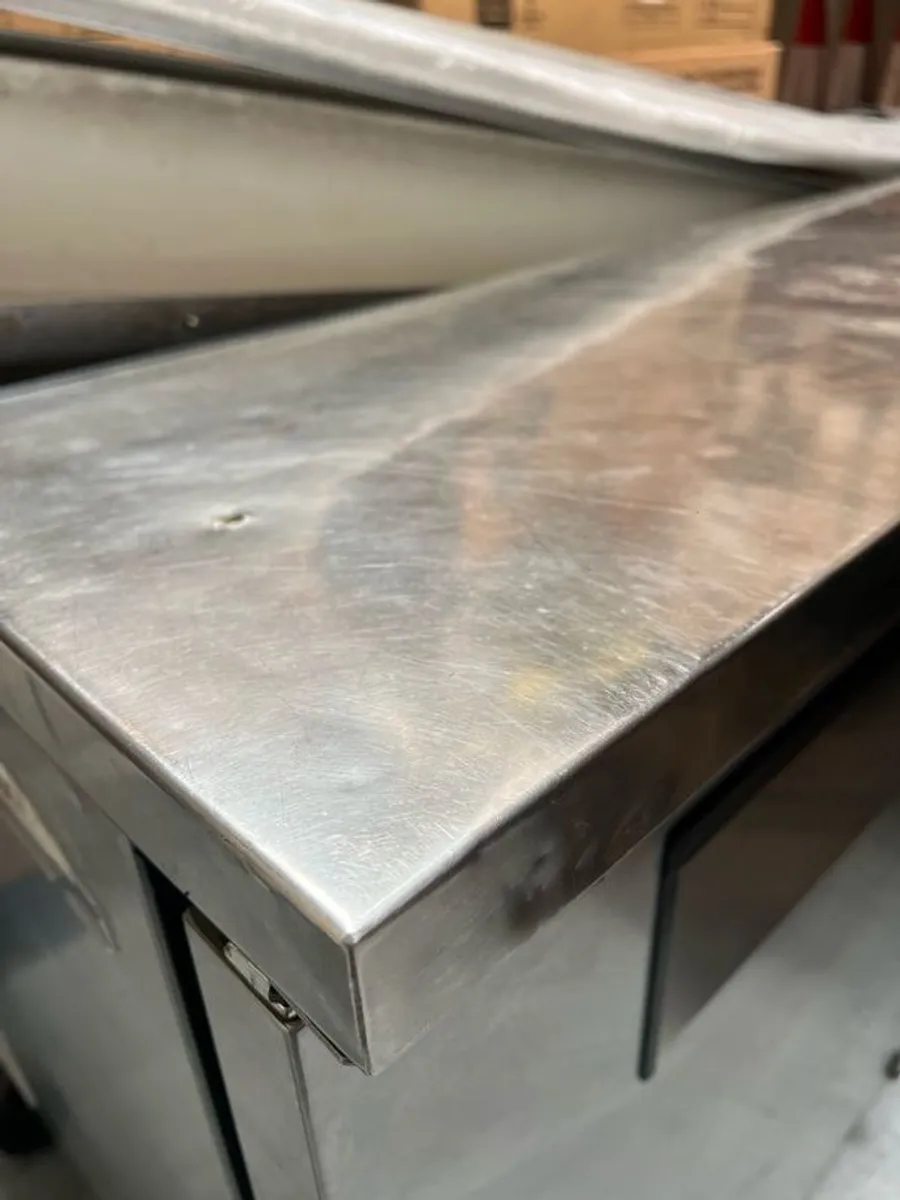 fridge - Image 1