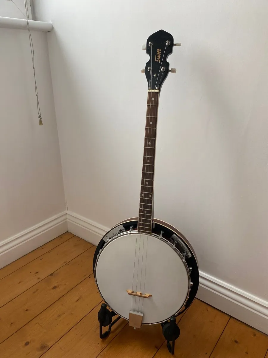 Banjo - Image 1