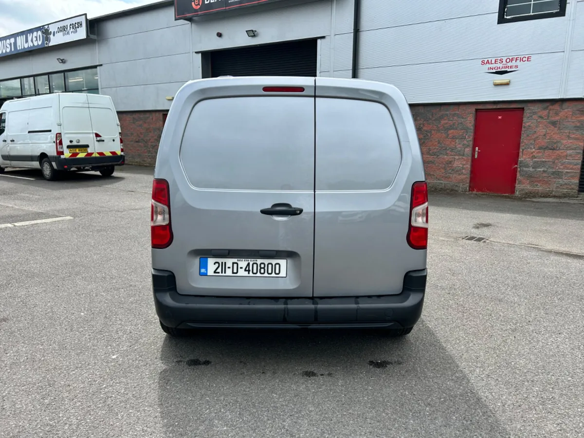 Vauxhall Combo 2021 - low Miles - Image 2