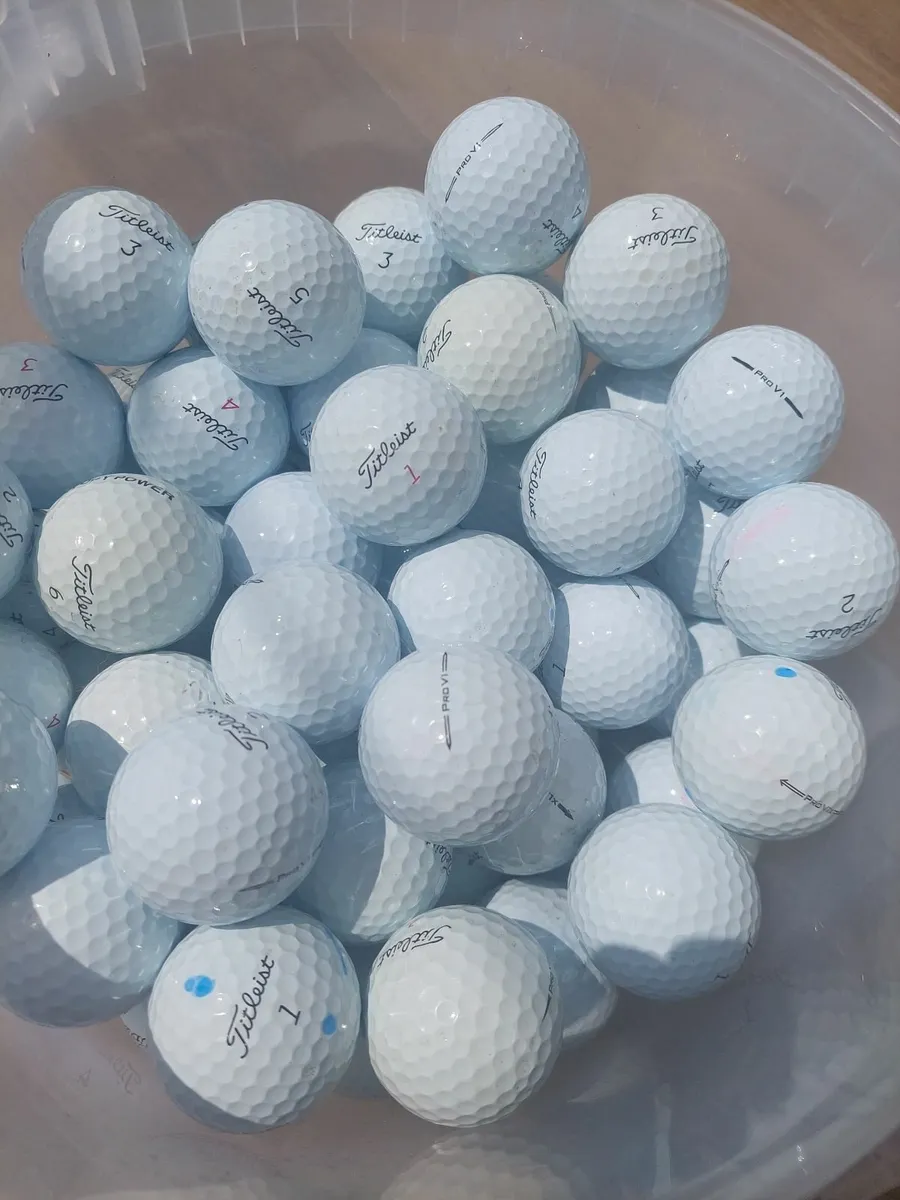 Pro vs golf balls