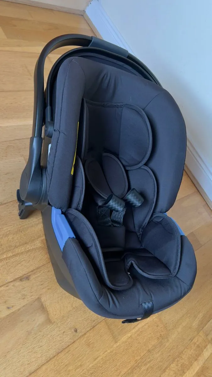 Babylo car seat and stroller - Image 2