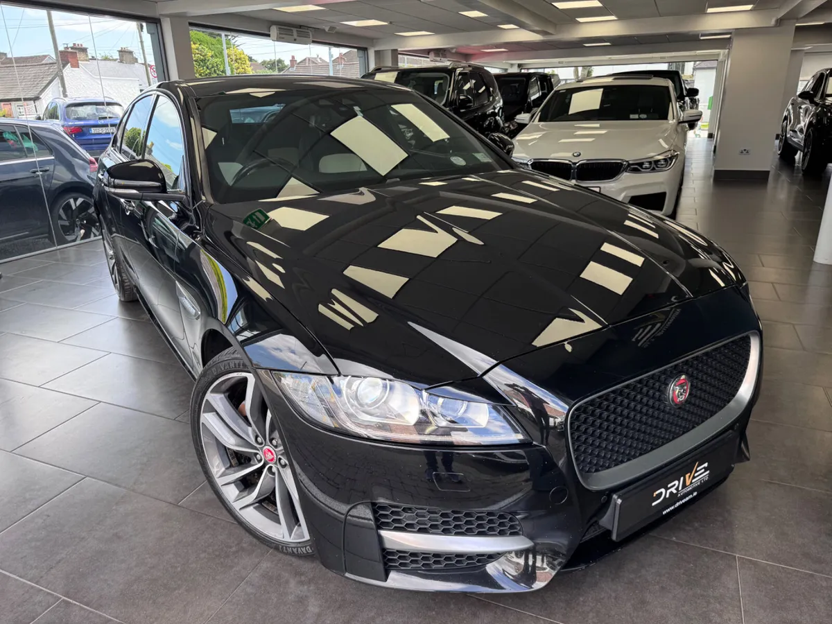 Jaguar XF 2017 2.0d R-Sport - Image 2