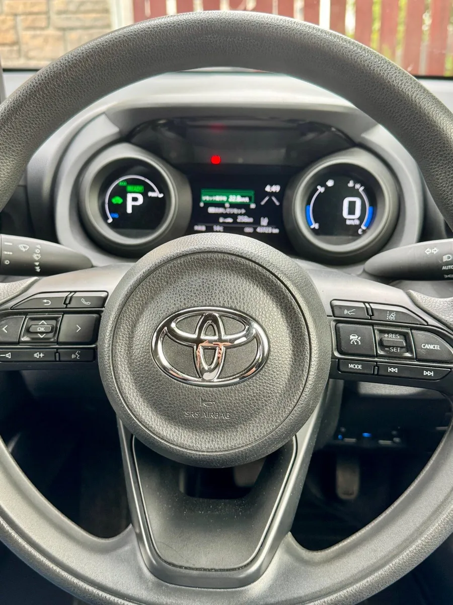 Toyota Yaris 2020. 1.5 Petrol Hybrid G - Image 1