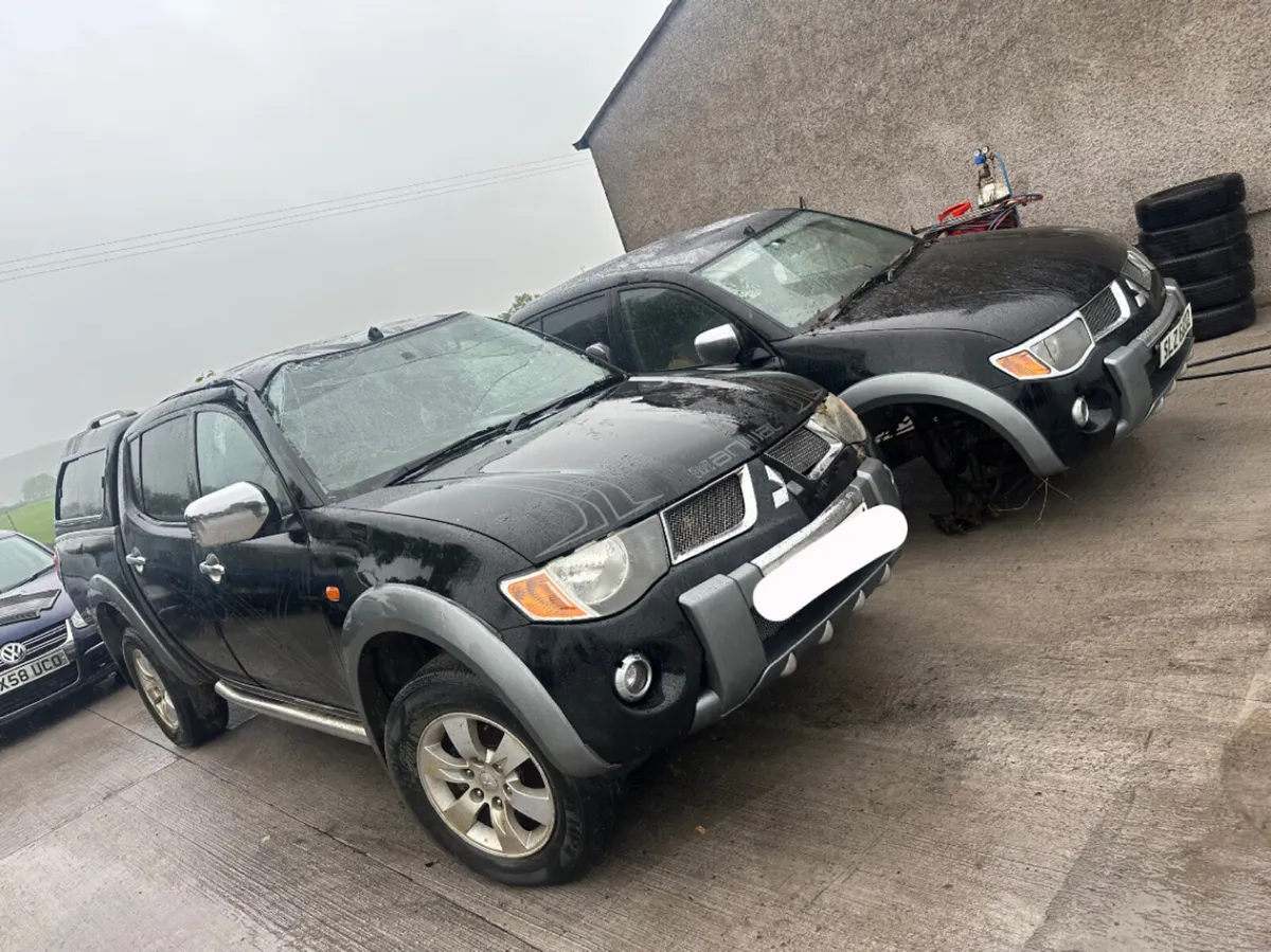 Mitsubishi l200 for parts
