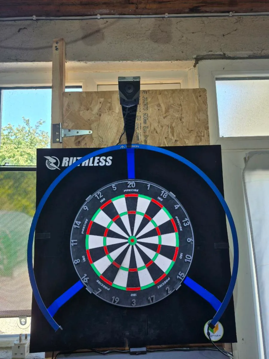 Target VIRT CAMERA darts - Image 3