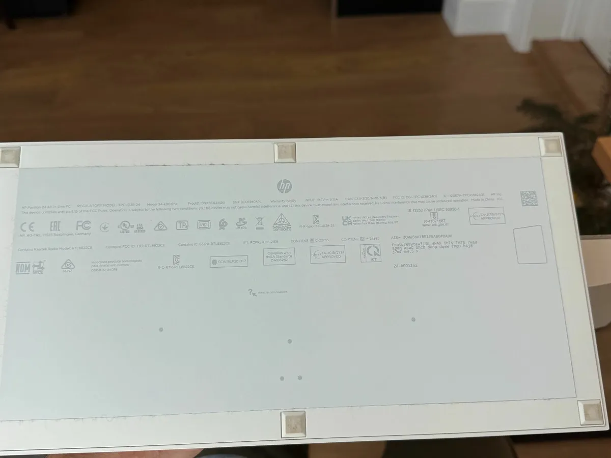 HP Pavilion All-in-One 24 inch PC - Image 2