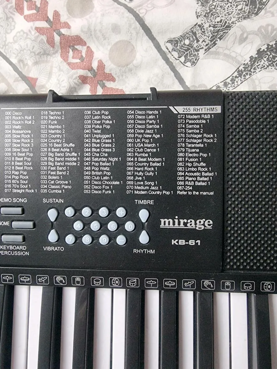 Piano keyboard - Image 2