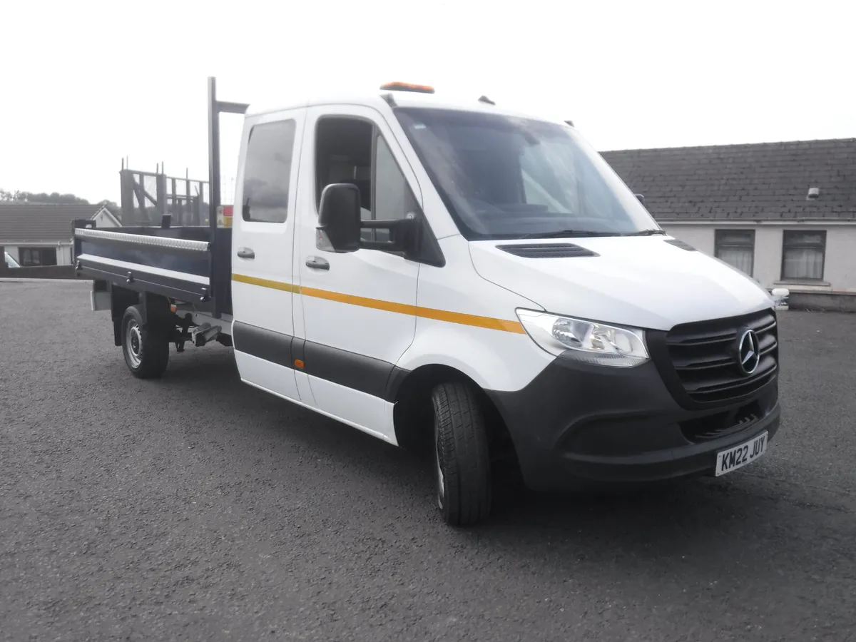 Mercedes Sprinter 2022 Double Cab Tipper no rear s - Image 2