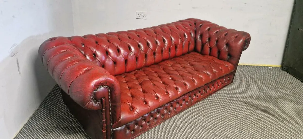 Chesterfield - Image 2