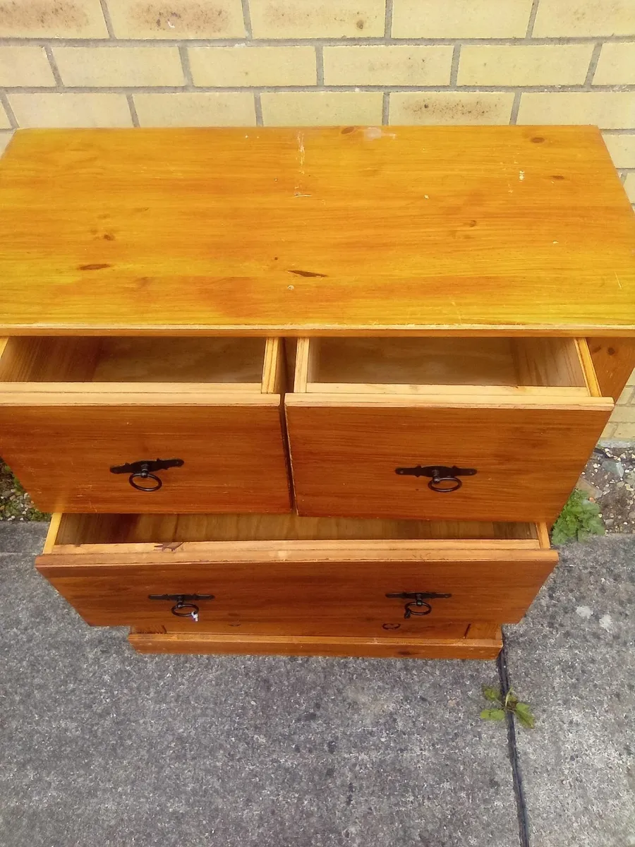 Chest of drawers Delivery - Image 2