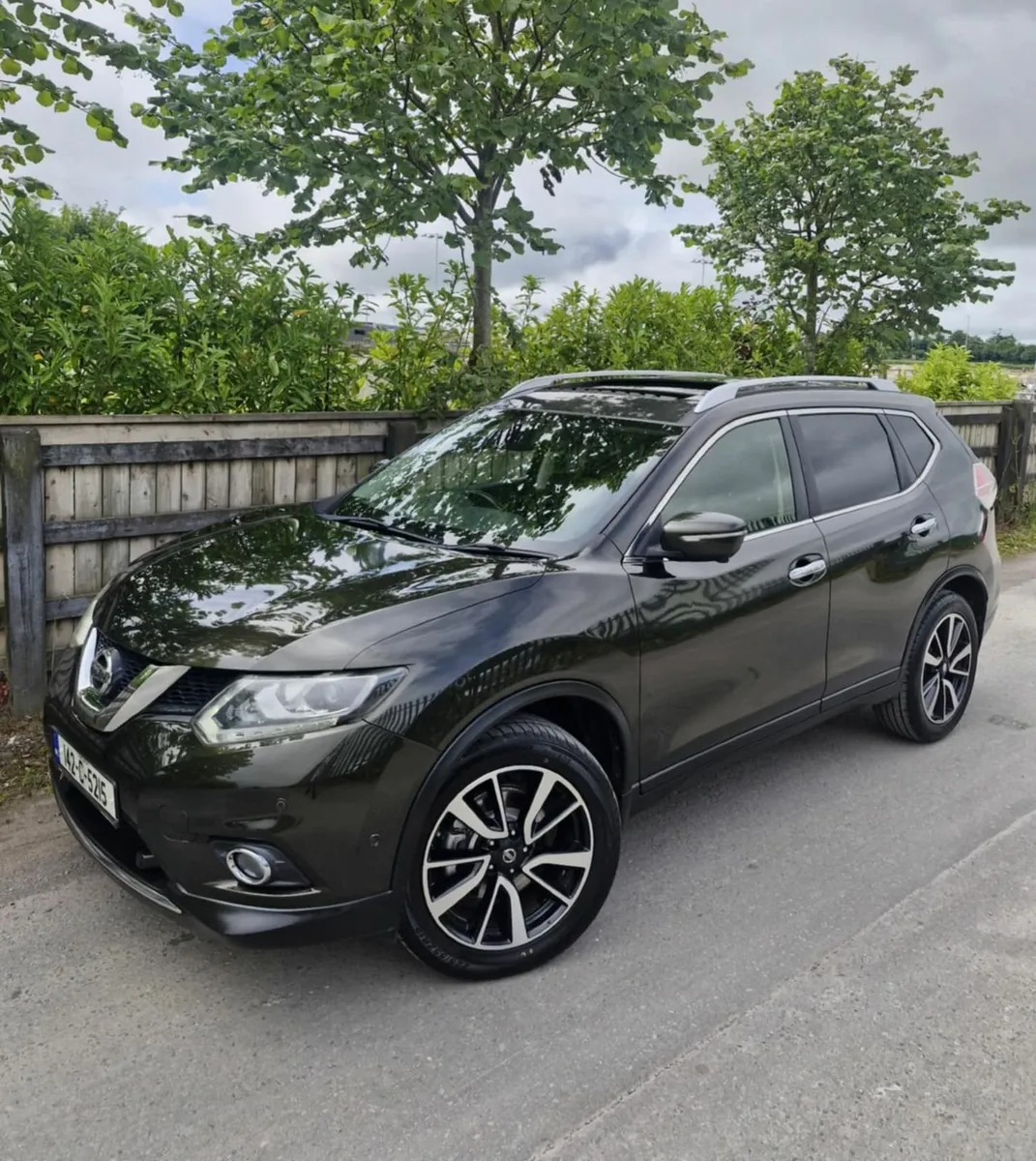 Nissan X-Trail 2014, 7 seater, 4WD, VERY HIGH SPEC - Image 1