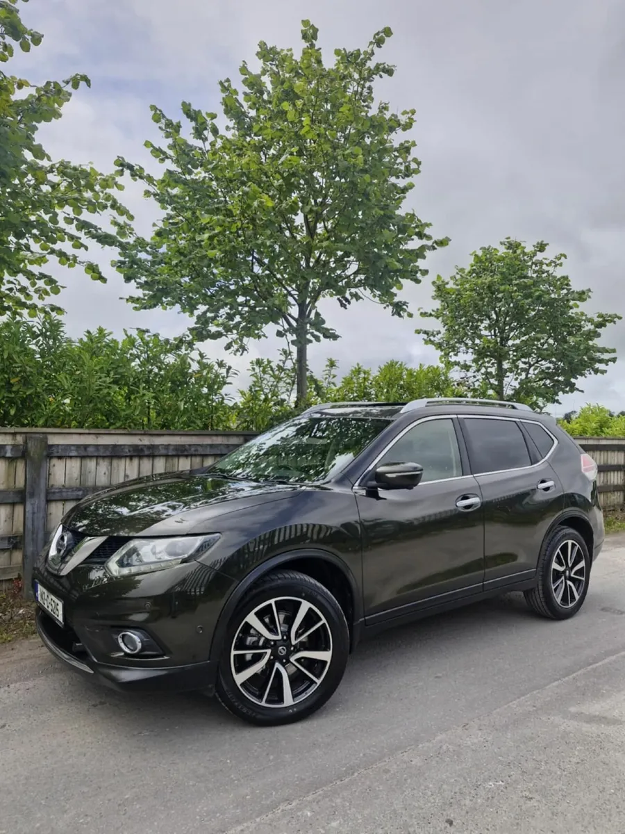 Nissan X-Trail 2014, 7 seater, 4WD, VERY HIGH SPEC - Image 2