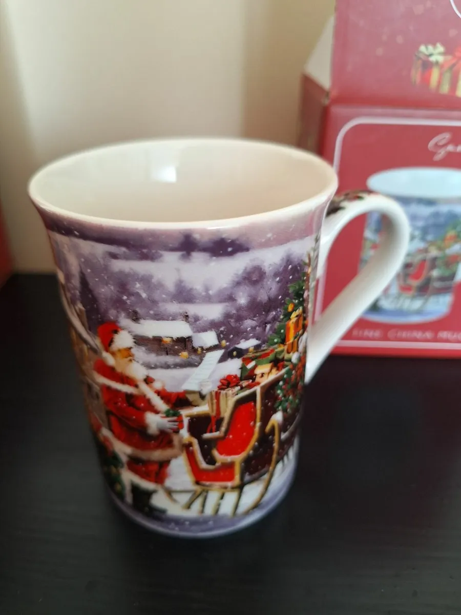 NEW 2 x china christmas mugs - Image 3