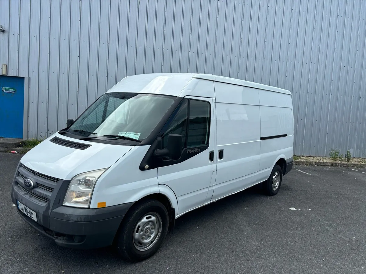 141 Ford Transit  Rear wheel drive Doe 6/26 - Image 1