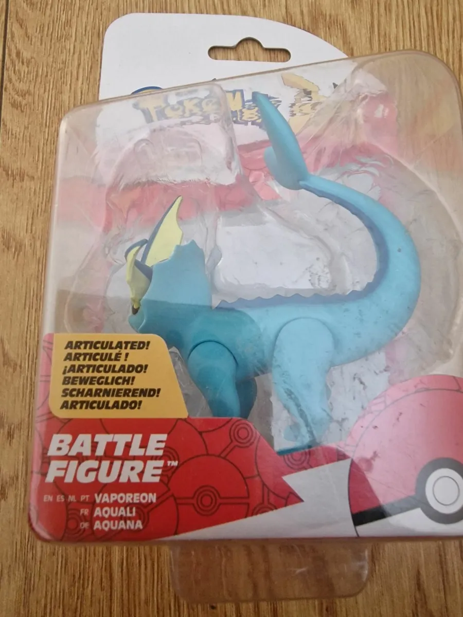 Pokémon Vaporeon 8cm Battle Figure - Image 1