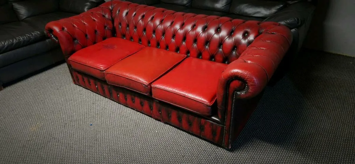 Chesterfield - Image 2