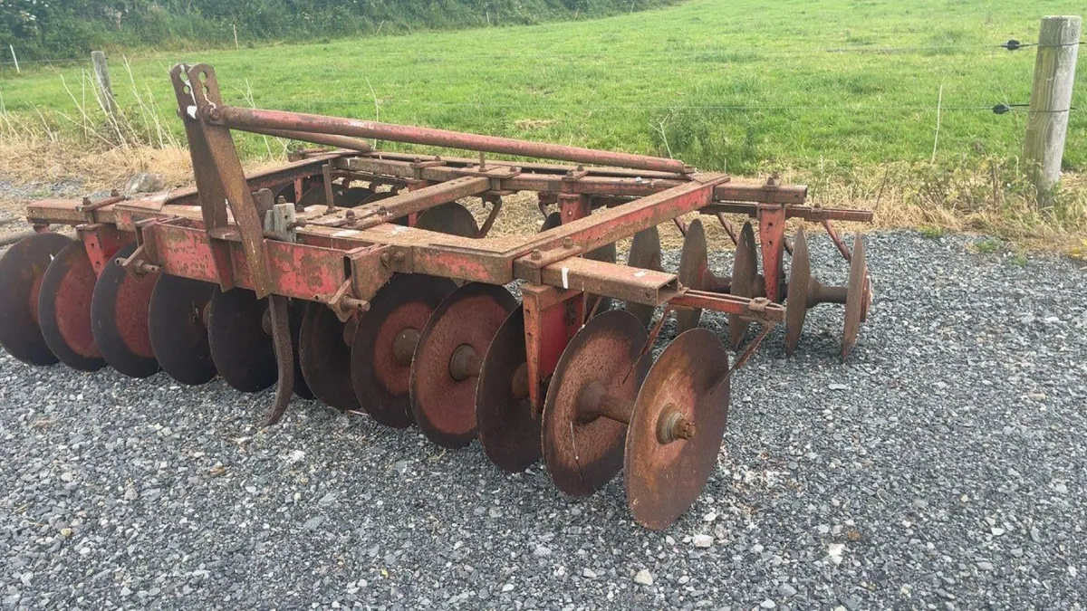 Massey Ferguson 28 Disc Harrow - Image 2