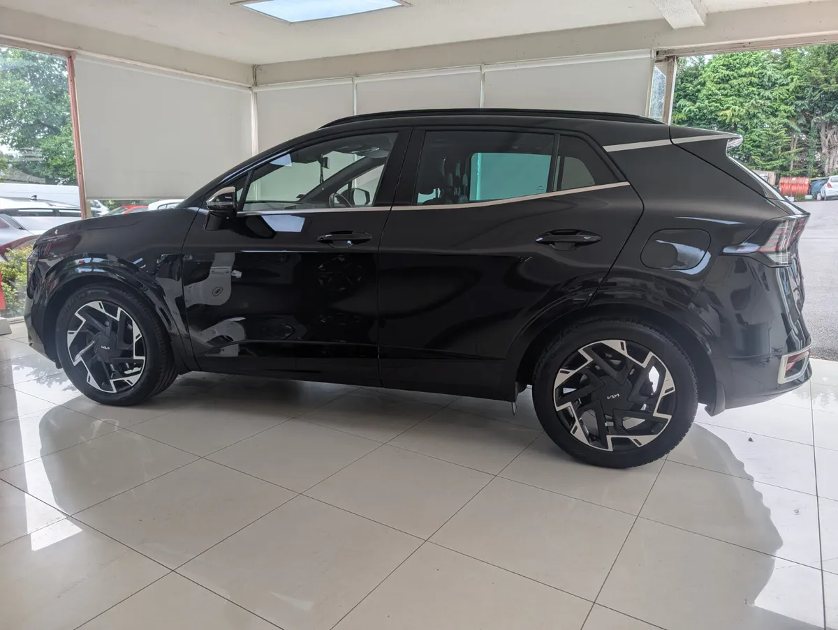 Kia Sportage GT Line 1.6d Sunroof - Image 2