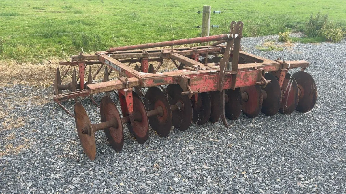 Massey Ferguson 28 Disc Harrow - Image 3