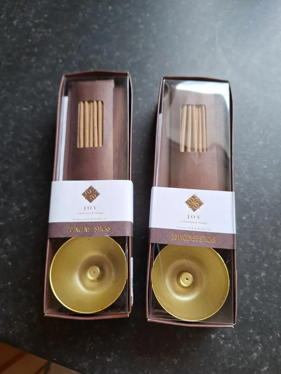Essential oils and incense sticks - Image 2