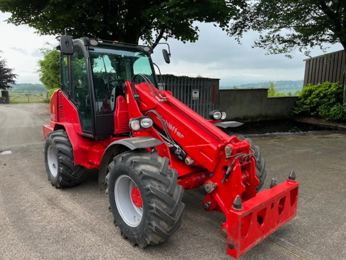 2017 Schaffer 8610T Pivot Telehandler - Image 3