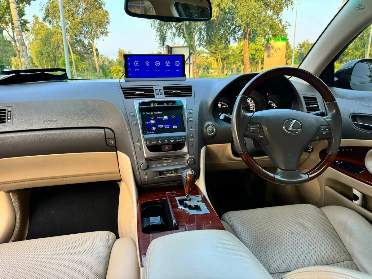 Lexus GS450h 3.5 V6 Hybrid - Image 3