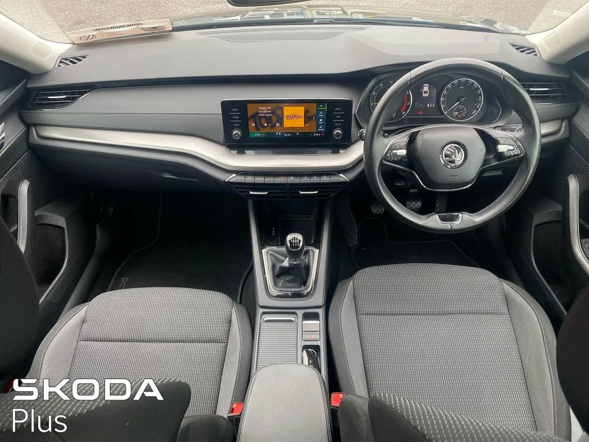 Skoda Octavia Octavia AMB 1.0tsi 110HP - Image 2