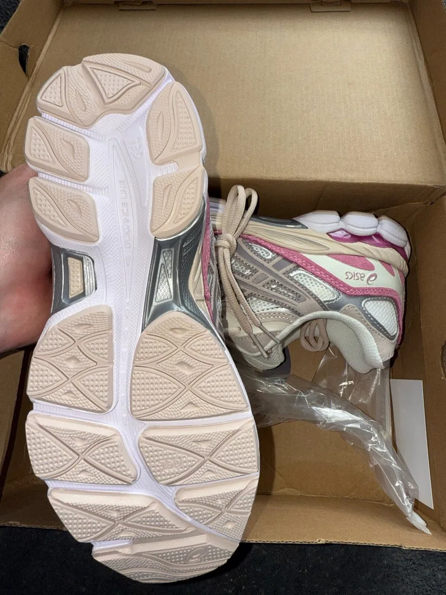 ASICS Pink Gel - Image 4
