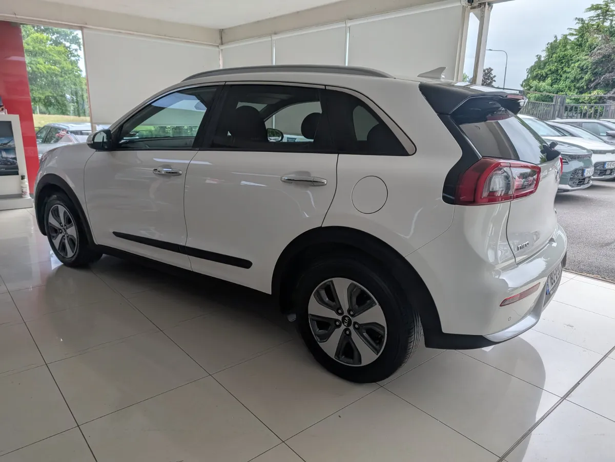 2018 Kia Niro Hybrid EXL - Image 3