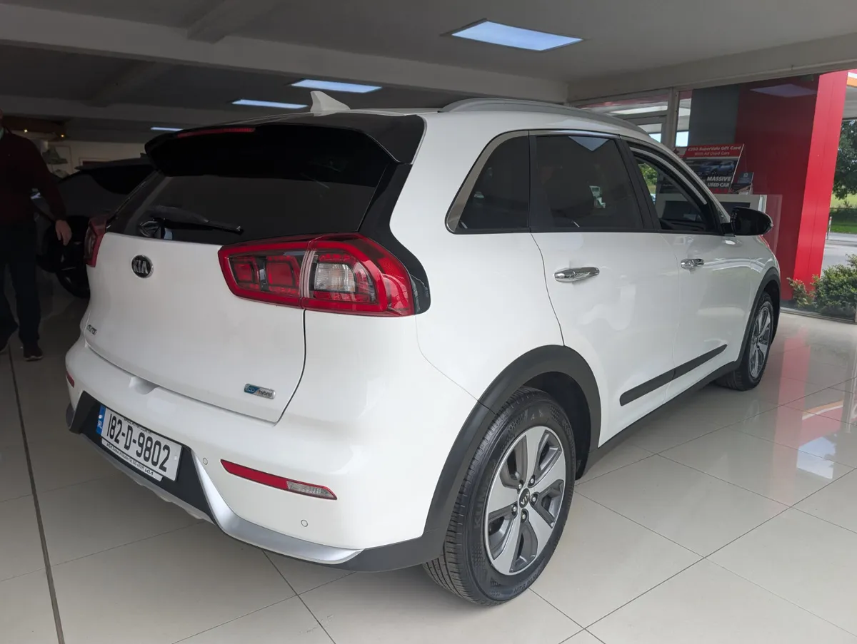 2018 Kia Niro Hybrid EXL - Image 4