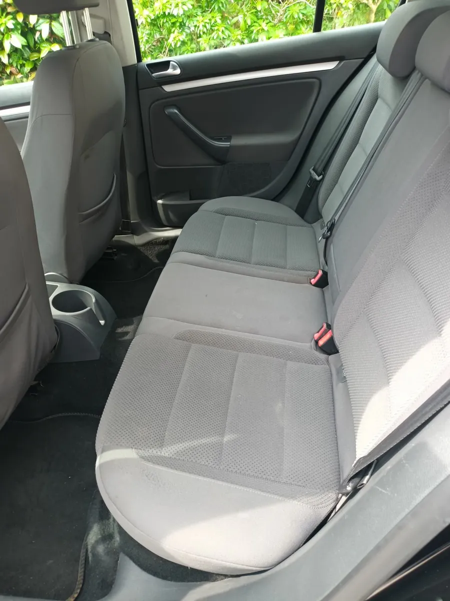 Volkswagen Golf 2008 - Image 1