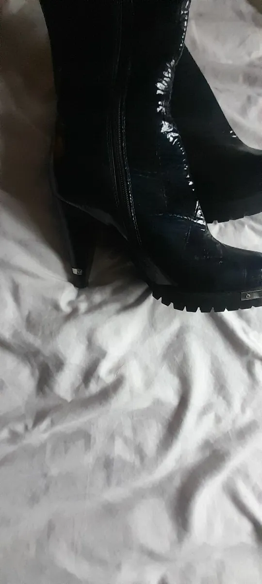Ladies boots - Image 2