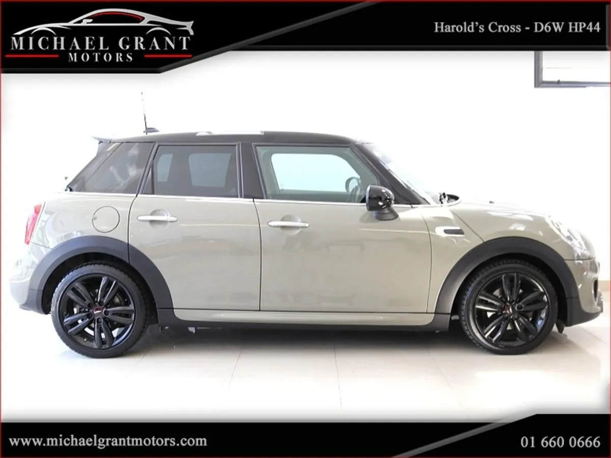 MINI Cooper JCW KIT Automatic Sport 1.5 Petrol / - Image 4