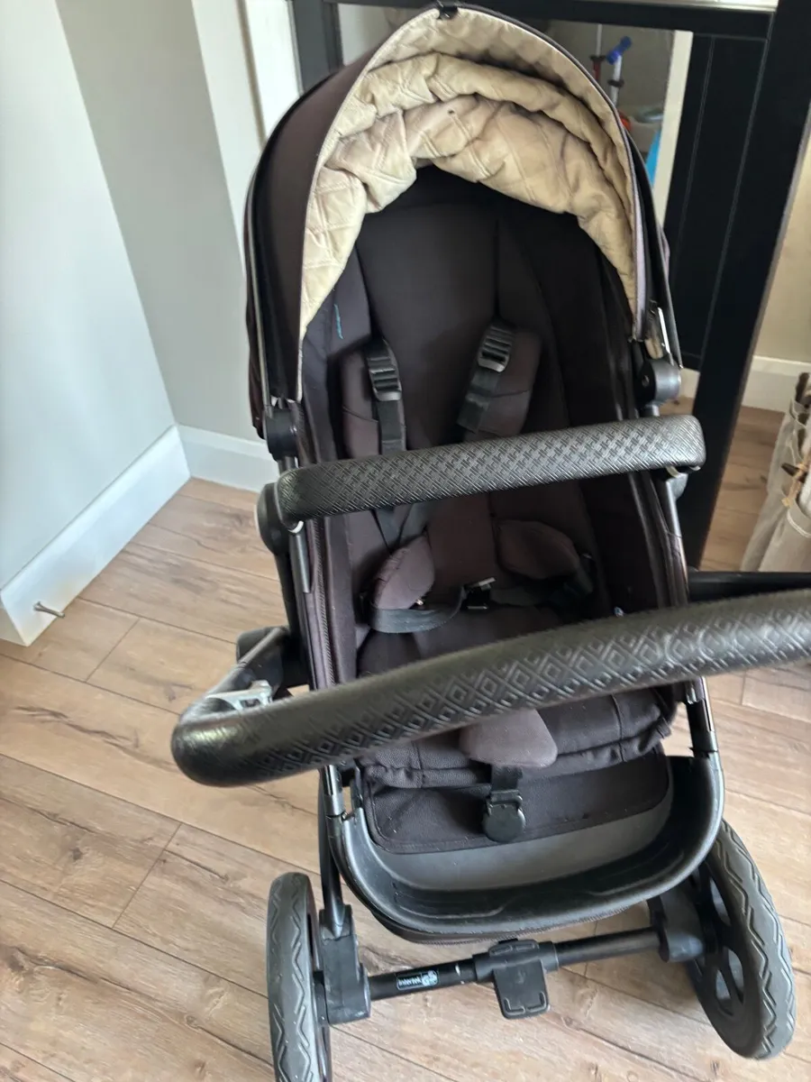 Joolz Day pram customised - Image 4