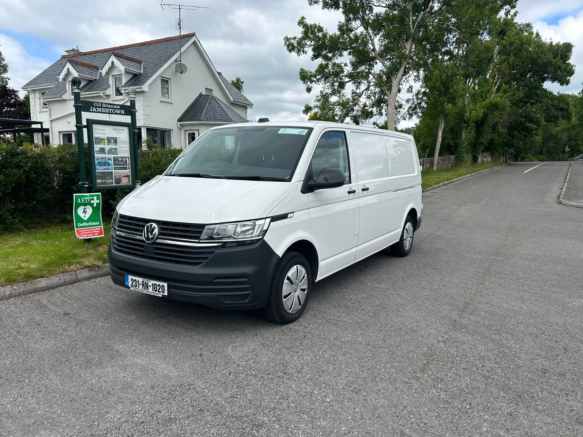 Volkswagen Transporter T30 Startline  LWB - Image 2