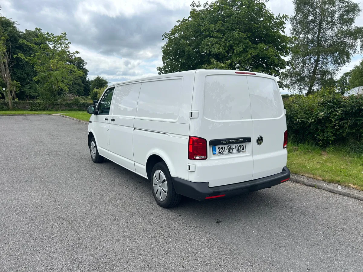 Volkswagen Transporter T30 Startline  LWB - Image 3