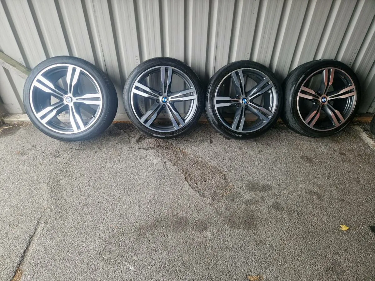 Genuine OEM 20" Bmw 7 Series Alloys and Tyres - Image 1