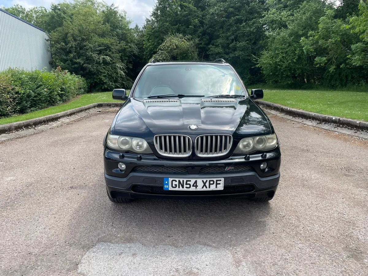 BMW X5 4.8 V8 - Image 4