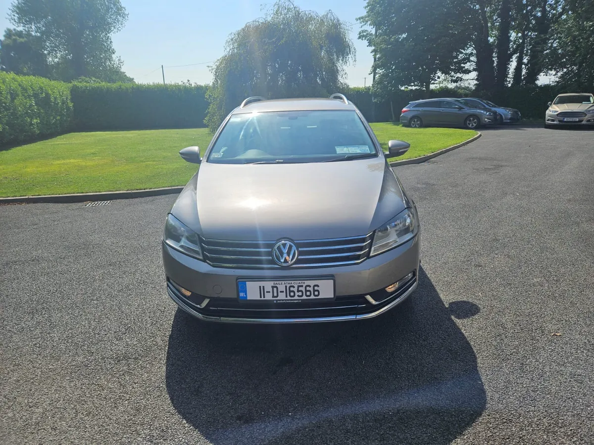 2011 Volkswagen Passat 2.0 HIGHLINE - AUTO - TAXED - Image 4