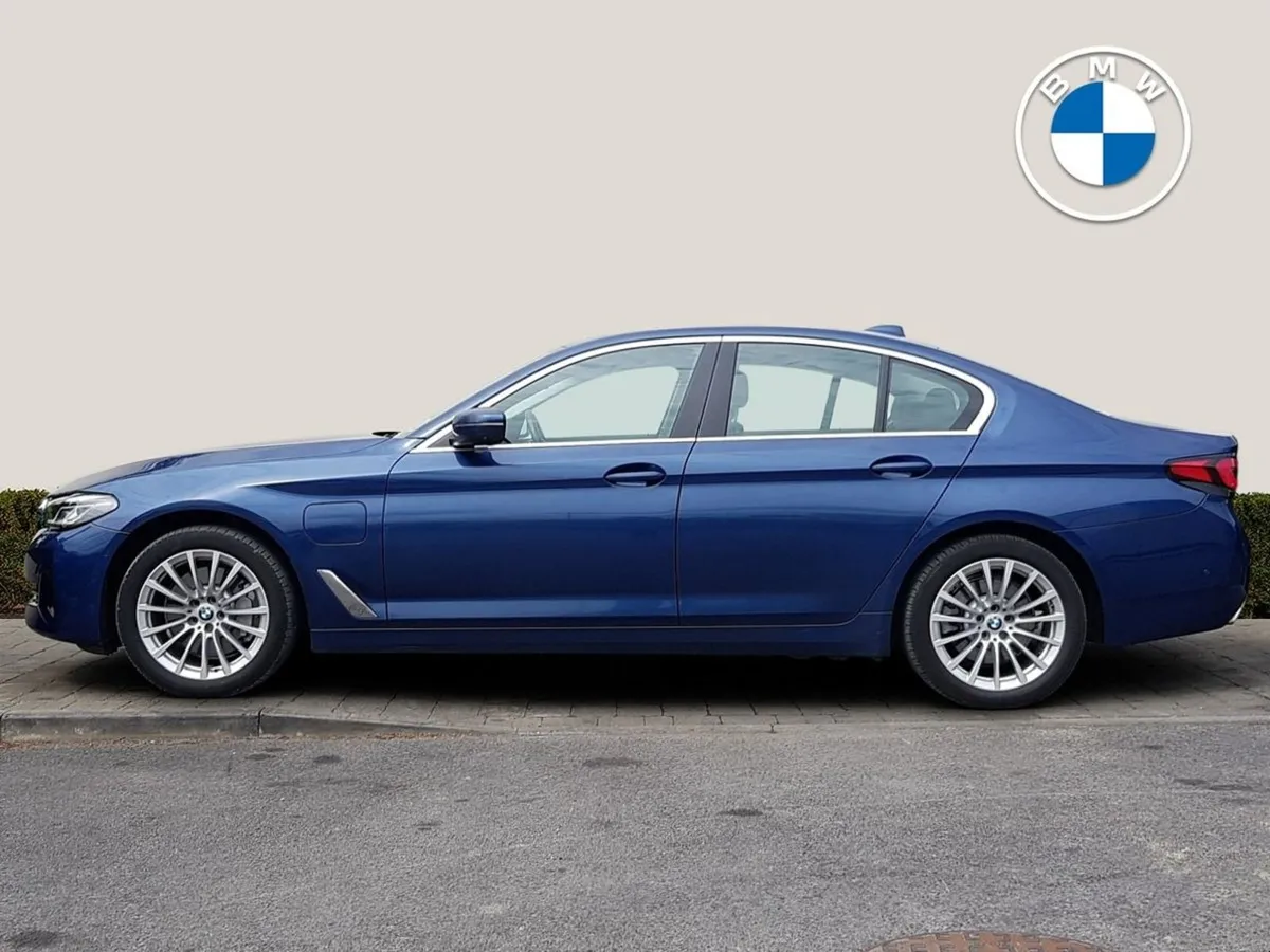 BMW 5 Series 530e SE - Image 3